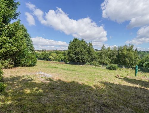                                         Terrain à vendre à Hastière-Lavaux, € 53.000
