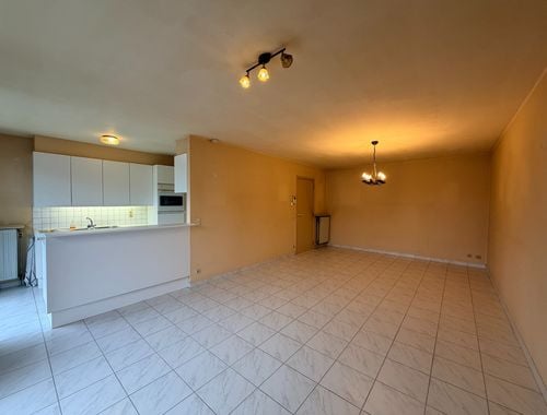                                         Appartement à louer à Roeselare, € 700
