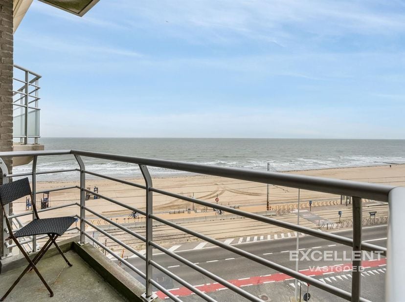 Appartement te koop in ,
                    8400 Oostende