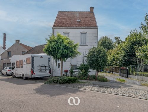                                         Woning te koop in Berchem, € 159.000
