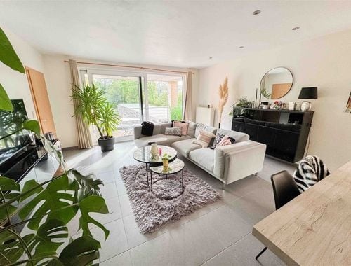                                         Appartement te koop in Montigny-le-Tilleul, € 199.000
