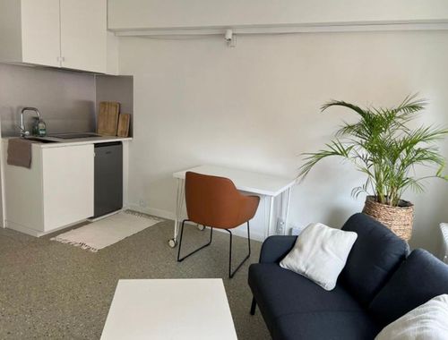                                         Studio avec coin lit à louer à Leuven, € 850
