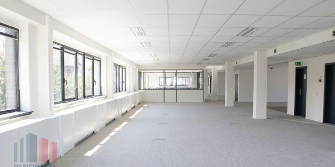 Bedrijfsvastgoed te koop in Humaniteitslaan 65, 1601 Ruisbroek