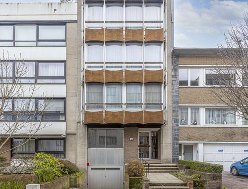                                         Gelijkvloers app. te koop in Oudergem, € 325.000
