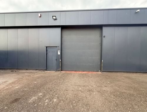                                         Opslagplaats te huur in Mechelen-aan-de-Maas, € 2.500

