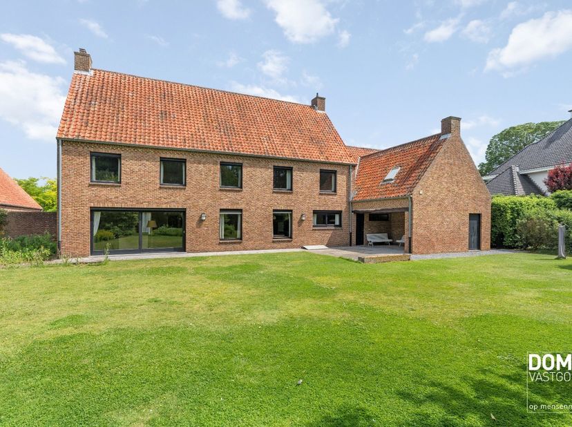 Huis te koop in Diestersteenweg 175 bus A,
                    3510 Kermt