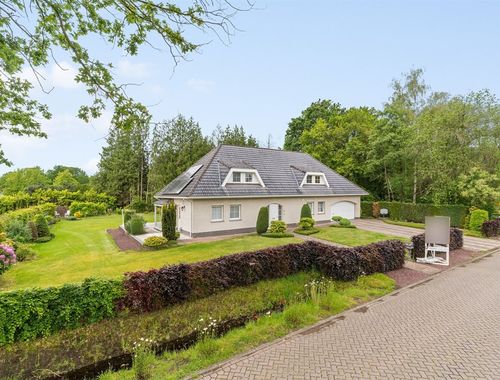                                         Villa te koop in Kasterlee, € 765.000
