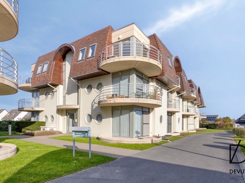 <br />
Bent u op zoek naar een&amp;nbsp;interessante investering&amp;nbsp;op een speciale locatie aan zee of bent u eerder op zoek naar&amp;nbsp;een appartement (