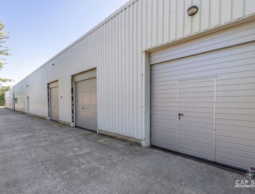                                         Opslagplaats te huur in Nivelles, € 1.200
