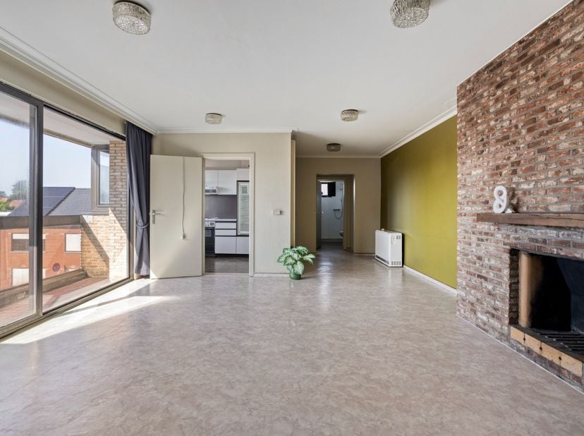 Op zoek naar een centraal gelegen appartement voor eigen bewoning of een interessante opbrengsteigendom in het centrum van Roeselare? Lees dan zeker v