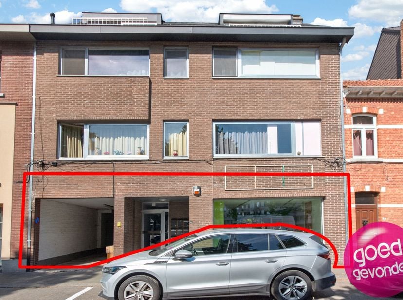 Bien professionnel à vendre à Kapermolenstraat 24,
                    3500 Hasselt