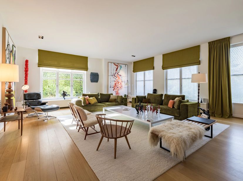 Ukkel - In de zeer gewilde wijk Fort Jaco nodigt Barnes Brussels je uit om deze sublieme villa te ontdekken, gelegen op een prachtig perceel van 9 hec