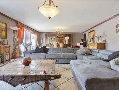                                         Bien commercial avec habitation à vendre à Gooreind, € 523.000
