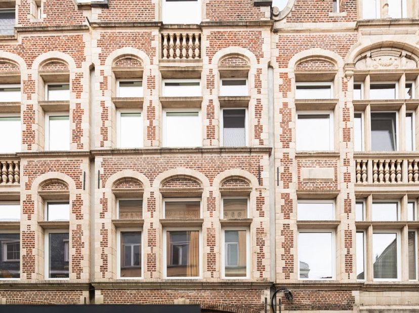 Voor verdere info of een vrijblijvende waardebepaling van uw eigendom: joeri.vandeven@homixx.be of 016 199 346. <br />
Bent u op zoek naar een uniek p