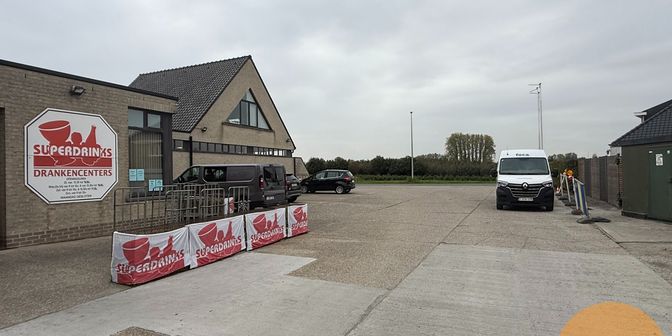 Bedrijfsvastgoed te huur in Stichelendries 56, 9340 Oordegem