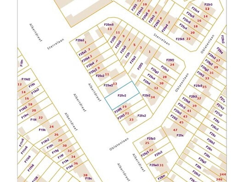 Perceel bouwgrond 336 m²<br />
Het gaat hier om slechts 1 kadastraal perceel waar gn verkaveling op van toepassing is. Indien de grond minimaal 12m br