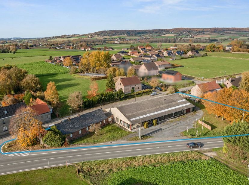 Maison à vendre à ,
                    7750 Anseroeul