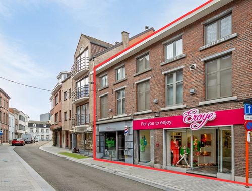                                         Usage mixte à vendre à Sint-Truiden, € 498.000
