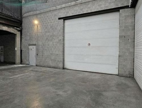                                         Commercieel Gebouw te koop in Mol, € 240.000
