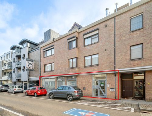                                         Kantoor te koop in Neeroeteren, € 260.000
