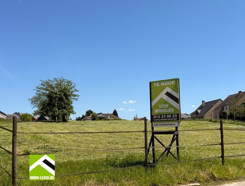                                         Terrain à bâtir à vendre à Widooie, € 85.000
