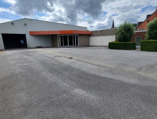                             Entrepôt à louer à Aartrijke
