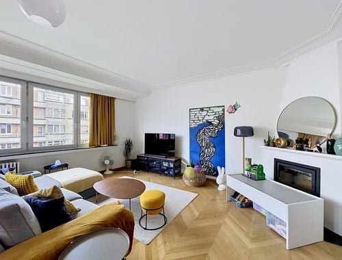                                         Appartement à louer à Ixelles, € 1.950
