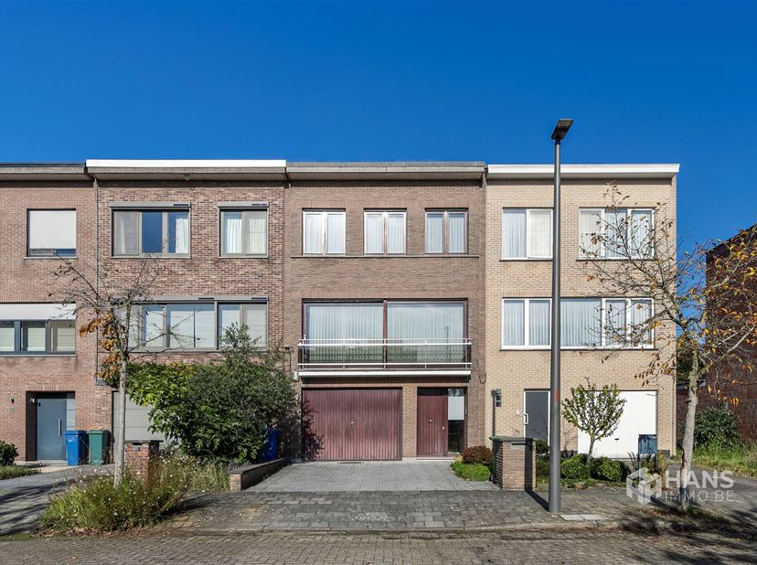Huis te koop in Niedernhausenlaan 18,
                    2610 Wilrijk