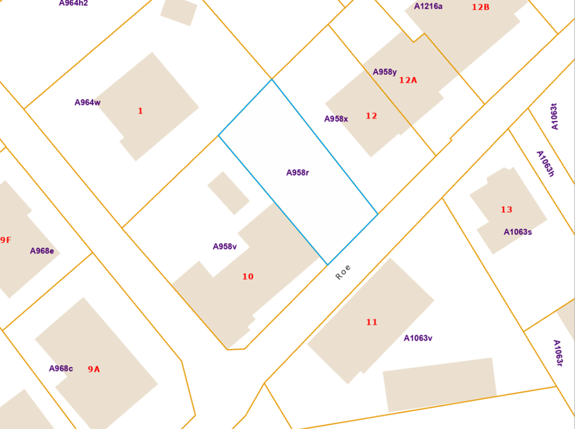 Terrain à vendre
                    à 9401 Pollare