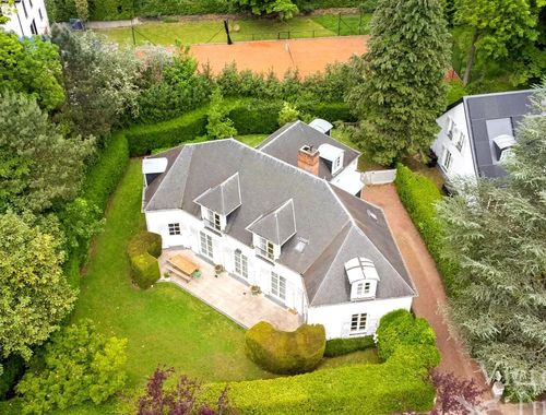                                         Maison à louer à Woluwe-Saint-Pierre, € 4.750
