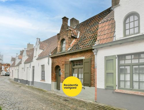                                         Woning te koop in Brugge, € 330.000
