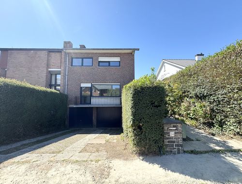                                         Maison à louer à Wezembeek-Oppem, € 2.250
