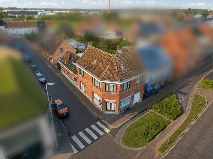 Huis te koop in Stationsstraat 97,
                    9950 Waarschoot