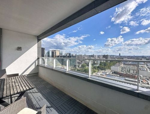                                         Appartement te huur in Brussel, € 2.000

