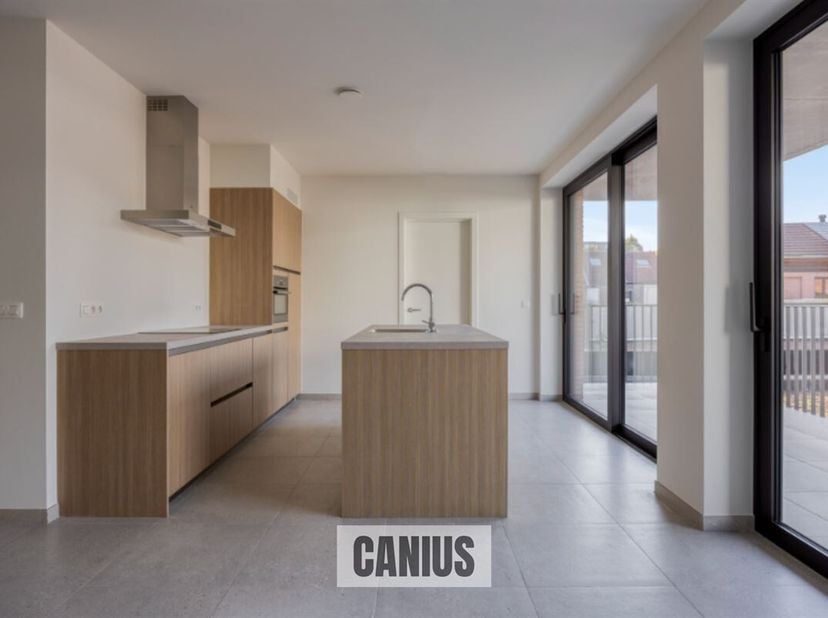 RUIM APP. MET 3 SLPKS EN TERRAS OP EEN UNIEKE LOCATIE IN HARTJE LEUVEN<br />
Residentie Marguerite telt 7 nieuwbouwappartementen met 1 tot 3 slaapkame