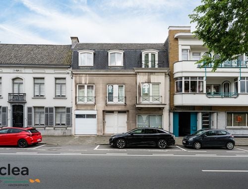                                         Appartementsgebouw te koop in Eeklo, € 428.000
