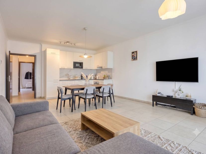 Appartement récemment achevé situé sur le nouveau site des Jardins Erasmus à Anderlecht. Cet appartement de nouvelle construction a été achevé en 2022