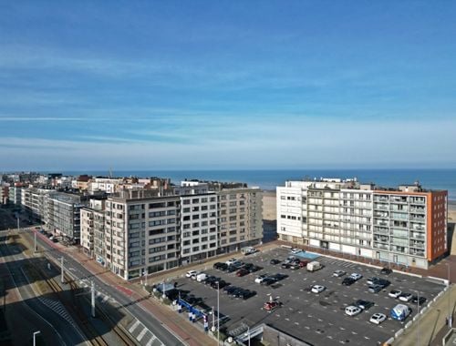                                         Bien commercial à vendre à Oostduinkerke, € 125.000
