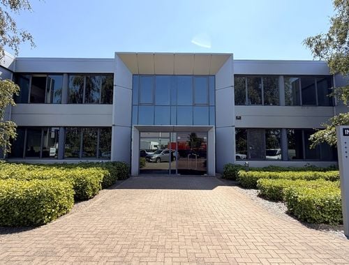                                         Bureaux à louer à Bornem, € 2.502,50
