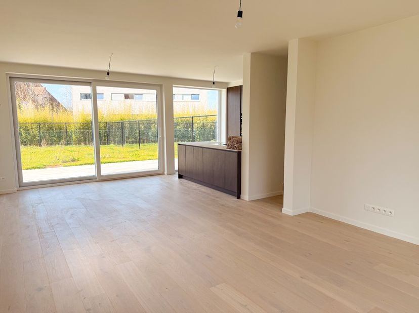 Huis te koop in Henriette Chaumatstraat 33,
                    9800 Astene