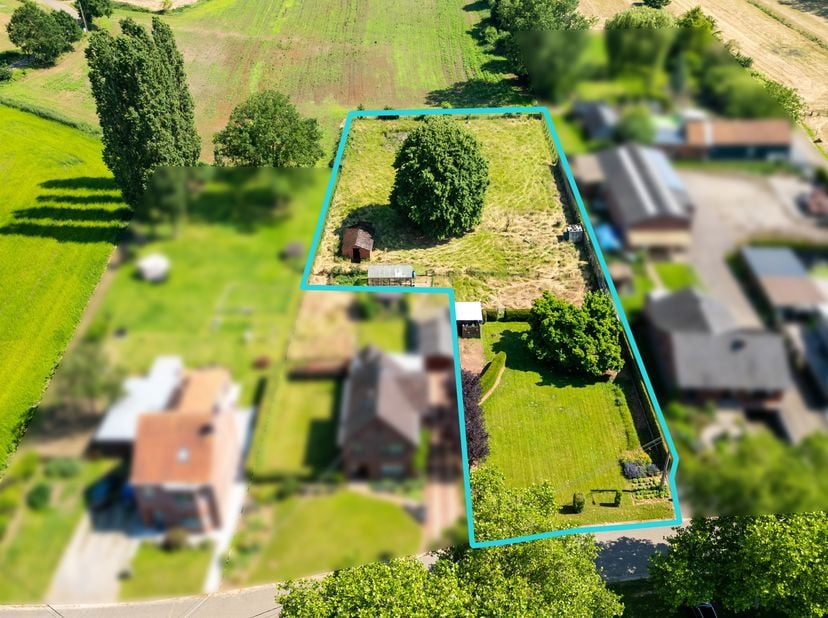 Terrain à vendre
                    à 3560 Meldert