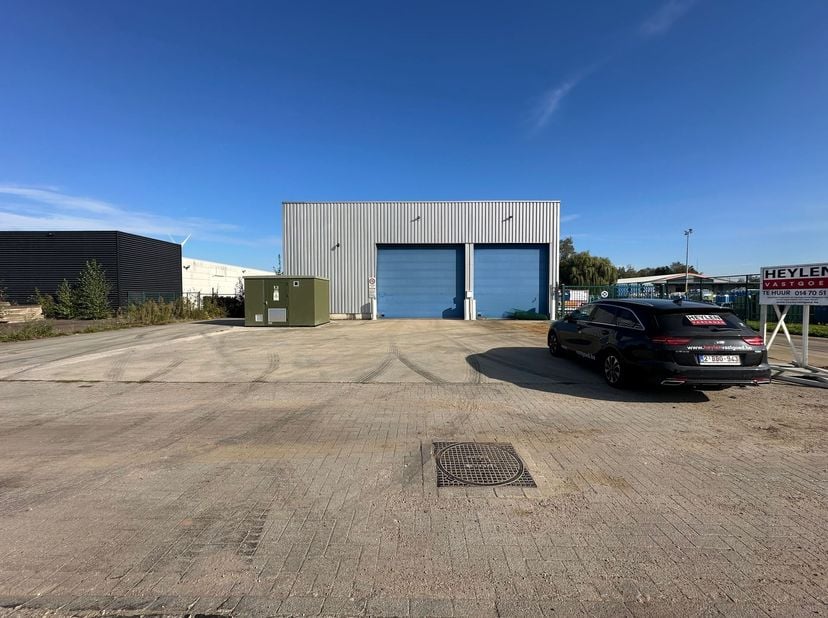 Bien professionnel à louer à Moerbroek 3,
                    2270 Herenthout