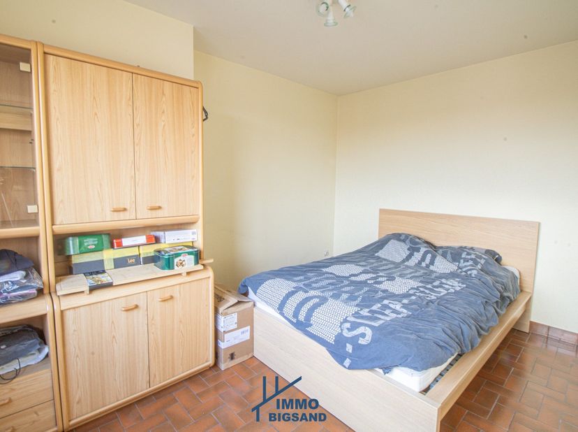 Appartement à vendre
                    à 8551 Heestert