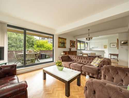                                         Appartement te koop in Mortsel, € 325.000
