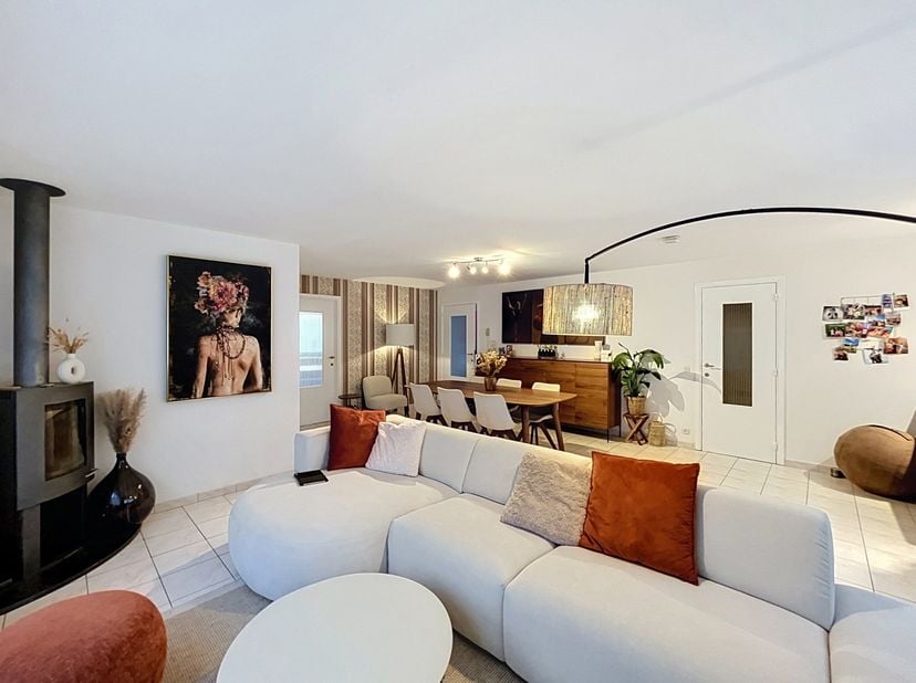 Huis te huur in Rue de l'Univers 12,
                    5590 Ciney
