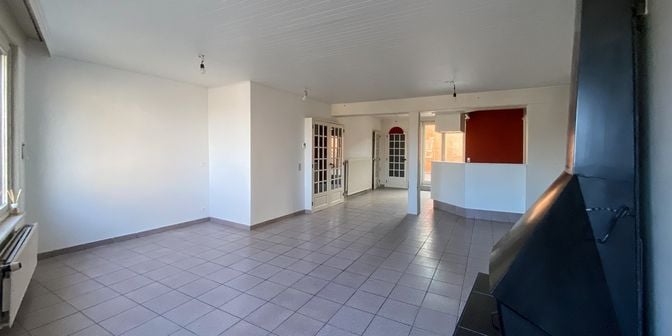 Appartement te huur in Place Sainte-Anne 15, 7780 Komen