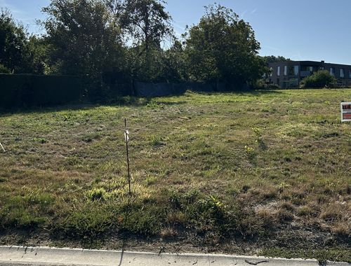                                         Bouwgrond te koop in Dilbeek, € 320.000
