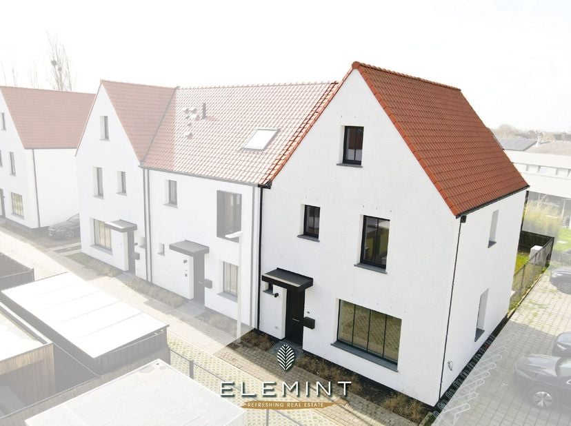 Luxe BEN-woning met 5 slaapkamers op een mooi perceel in rustige doodlopende straat.<br />
<br />
In een rustige doodlopende straat bevindt zich deze