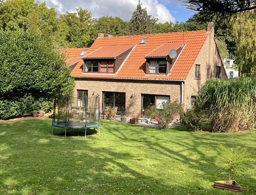                                         Villa à vendre à Bierges, € 649.000
