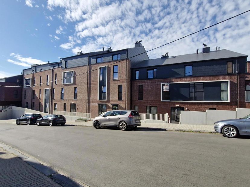 Appartement te koop in Rue Nanon et rue de Bomel 66,
                    5000 Namur